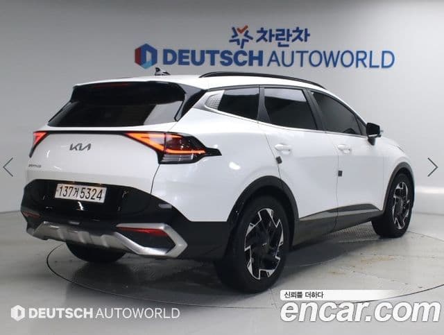Kia Sportage 2022 — ფოტო 1/20