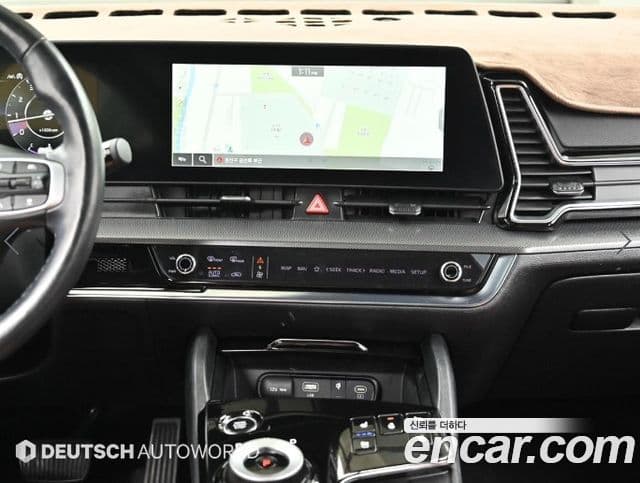 Kia Sportage 2022 — ფოტო 13/20