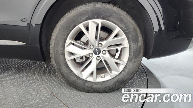 Genesis GV70 2024 — Şəkil 8/32