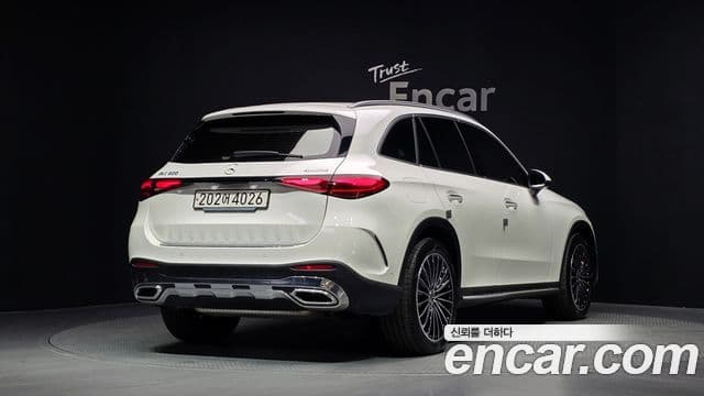 Mercedes-Benz GLC-Class 2024 — ფოტო 2/20
