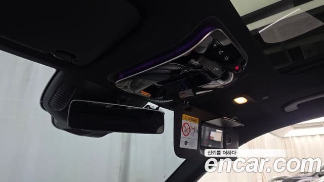 Mercedes-Benz GLC-Class 2024 — Photo 22/32