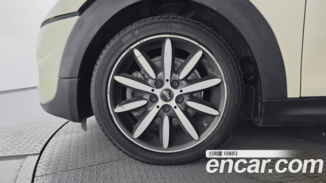 Mini Cooper S Convertible 2020 — фото 5 из 20