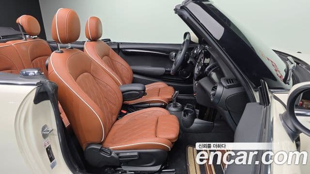 Mini Cooper S Convertible 2020 — Şəkil 11/20