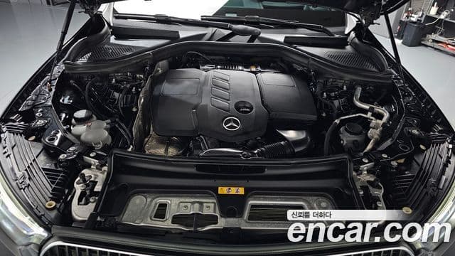 Mercedes-Benz GLC-Class 2023 — ფოტო 6/20