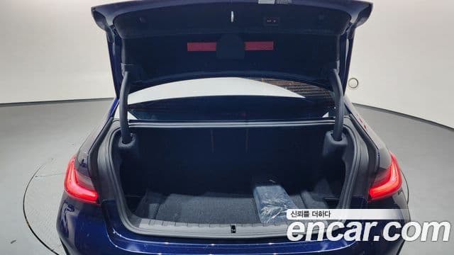 BMW 3 Series 2025 — ფოტო 19/20