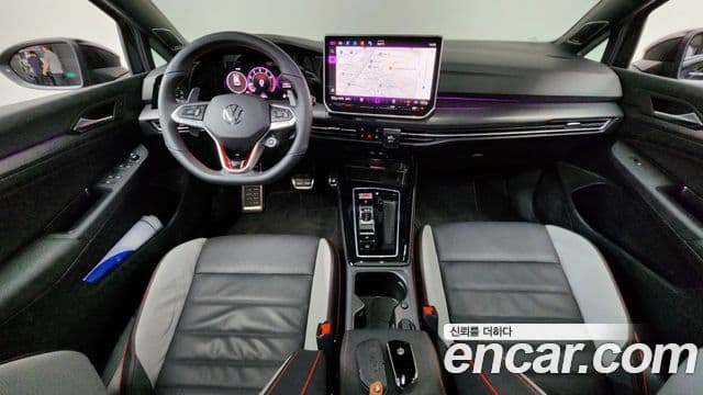 Volkswagen Golf 2025 — ფოტო 7/20