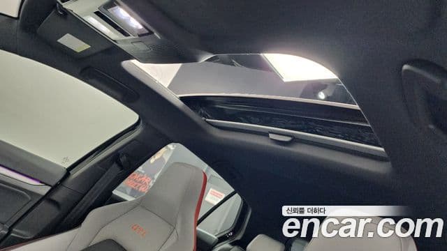Volkswagen Golf 2025 — ფოტო 18/20