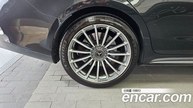 Mercedes-Benz AMG GT 2020 — Photo 10/20