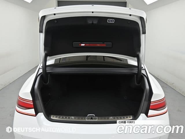 Genesis G90 2023 — Şəkil 19/20
