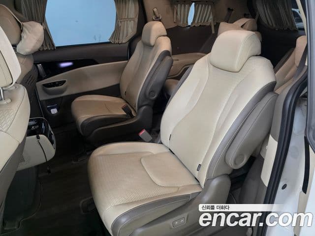 Kia Carnival 2021 — Şəkil 11/20