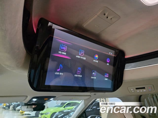 Kia Carnival 2021 — Şəkil 12/20