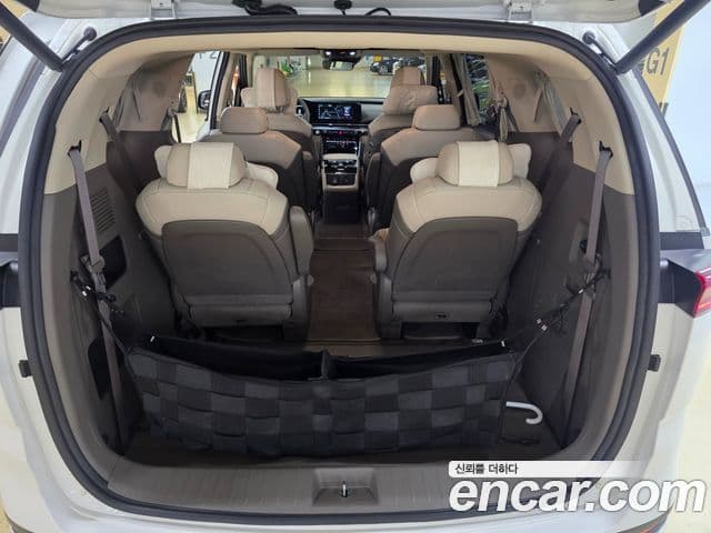 Kia Carnival 2021 — Şəkil 16/20