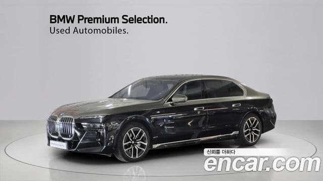 BMW 7 Series 2024 — ფოტო 10/20