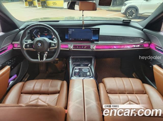 BMW 7 Series 2024 — ფოტო 6/20