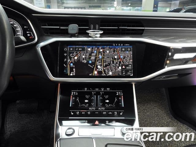 Audi A6 2021 — Şəkil 18/20