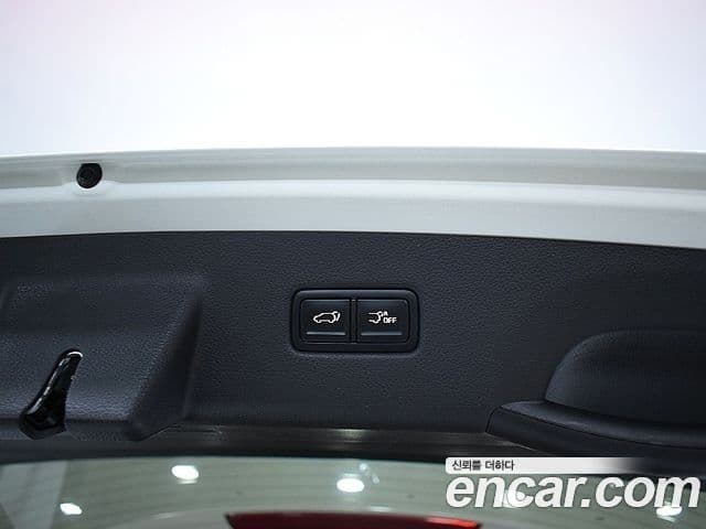 Kia Carnival 2021 — Şəkil 18/18