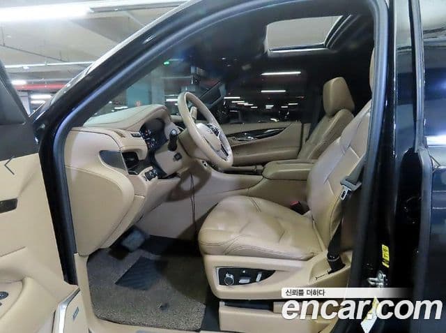 Cadillac Escalade 2018 — Şəkil 5/18