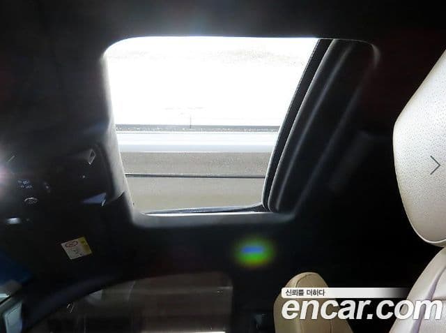 Cadillac Escalade 2018 — Şəkil 14/18