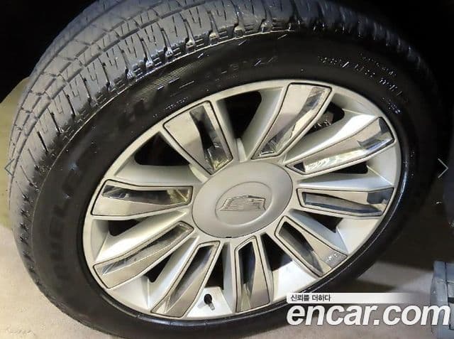 Cadillac Escalade 2018 — Photo 14/20