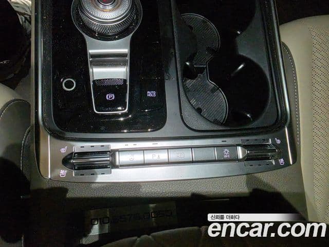 Kia Carnival 2025 — Şəkil 7/17