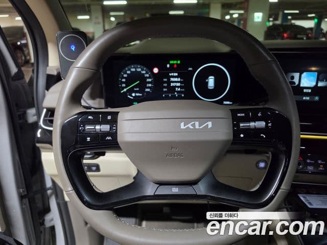 Kia Carnival 2025 — Şəkil 10/17