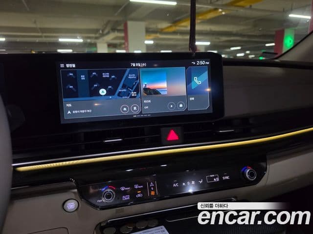 Kia Carnival 2025 — Şəkil 11/17