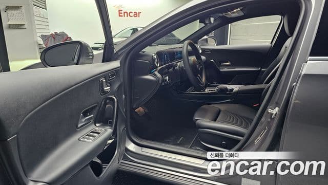 Mercedes-Benz A-Class 2020 — ფოტო 10/20