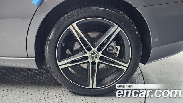 Mercedes-Benz A-Class 2020 — ფოტო 18/30