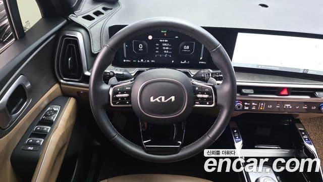Kia Sorento 2023 — ფოტო 13/20