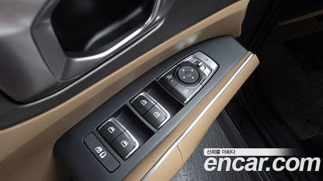 Kia Sorento 2023 — Photo 27/32