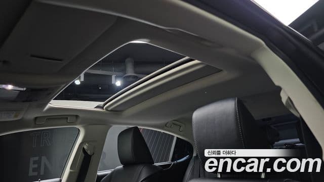 Lexus ES300h 2024 — Şəkil 15/20