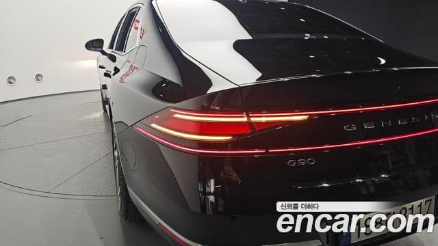 Genesis G90 2022 — Photo 15/39