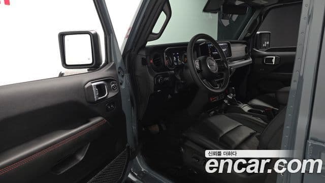Jeep Gladiator 2025 — Şəkil 10/20