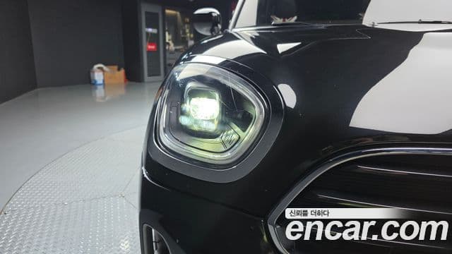 Mini Cooper Countryman 2023 — Photo 5/36