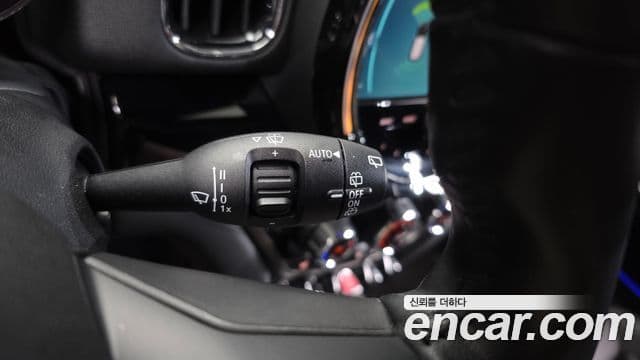 Mini Cooper Countryman 2023 — Photo 17/36