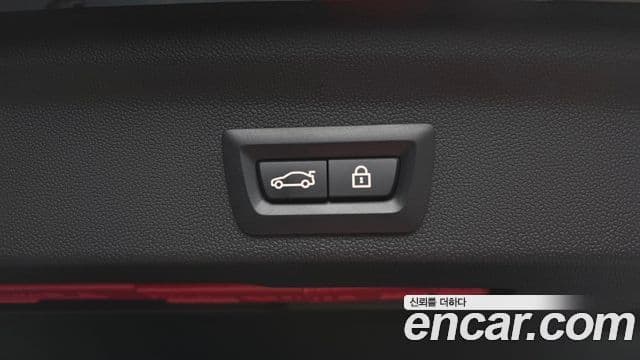 Mini Cooper Countryman 2023 — Photo 3/36