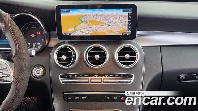 Mercedes-Benz C-Class 2018 — фото 14 из 20