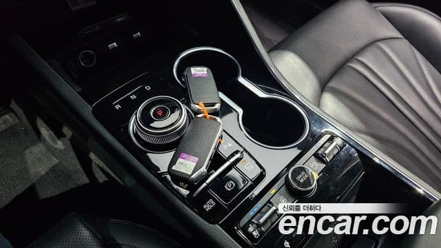 Kia K5 2021 — ფოტო 9/20