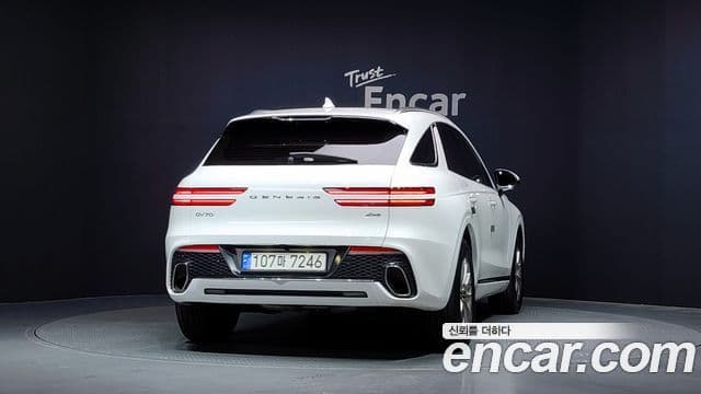 Genesis GV70 2021 — ფოტო 4/20