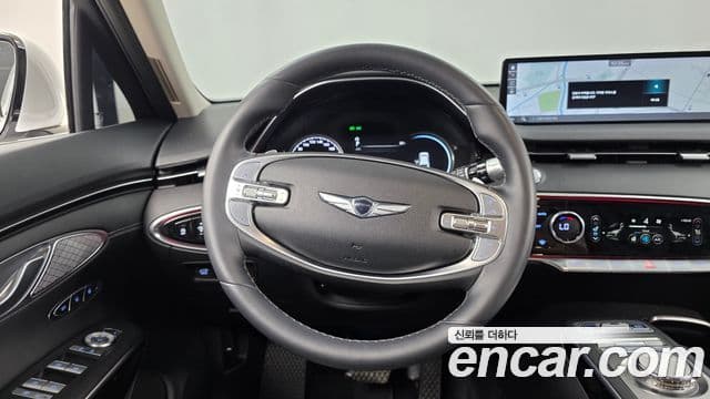 Genesis GV70 2021 — ფოტო 12/20