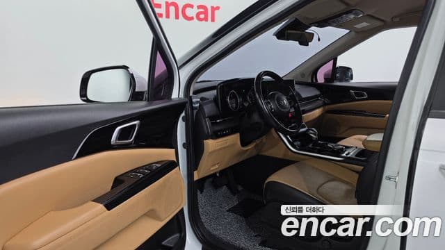 Kia Carnival 2021 — Фото 10/20