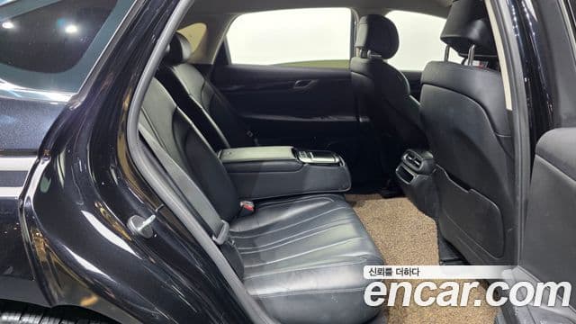 Genesis Electrified G80 2020 — фото 12 из 20
