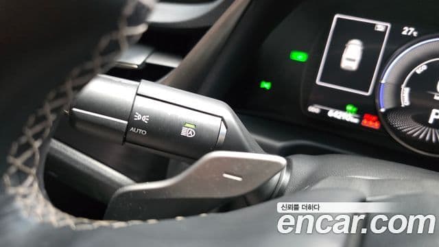 Lexus ES300h 2018 — Şəkil 3/36
