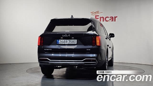 Kia Sorento 2023 — Şəkil 4/20