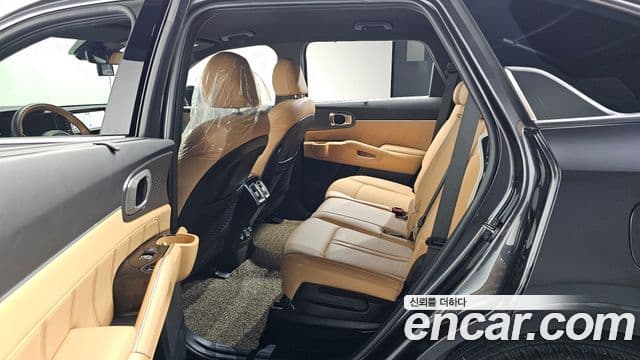 Kia Sorento 2023 — Şəkil 11/20