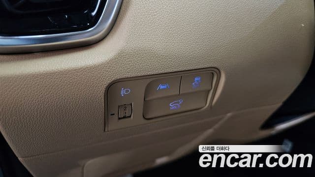 Kia Sorento 2023 — Şəkil 18/20