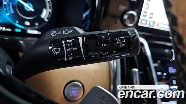 Kia Sorento 2023 — Şəkil 19/20