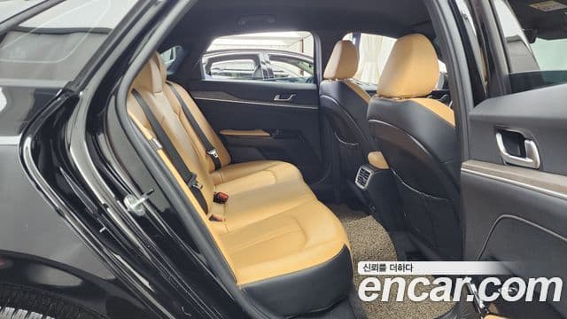 Kia K5 2020 — Şəkil 12/20