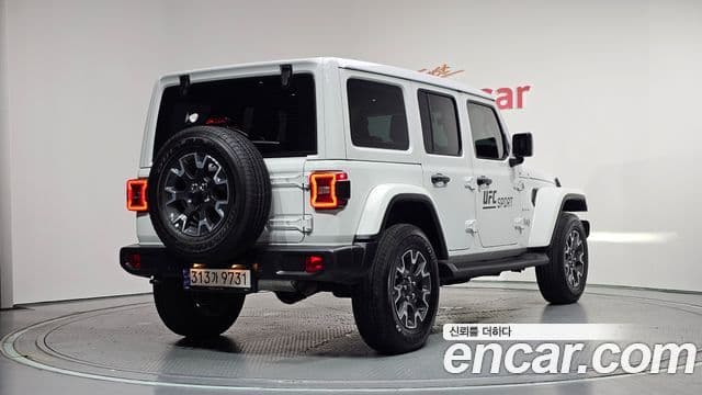 Jeep Wrangler 2024 — Şəkil 2/20