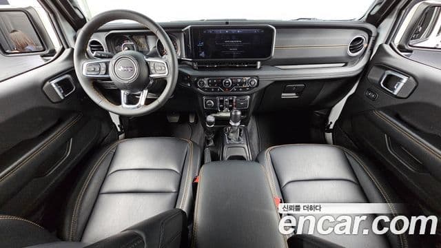 Jeep Wrangler 2024 — Şəkil 7/20